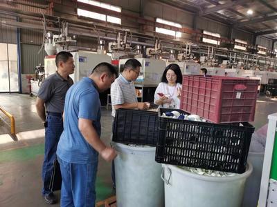 王飛赴鳳陽開展農(nóng)村電商與家具產(chǎn)業(yè)調研